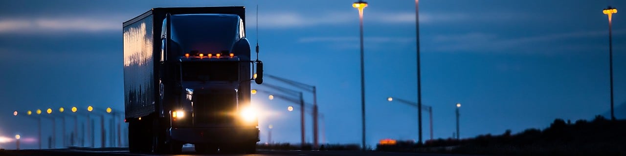 Rcoche en la carretera