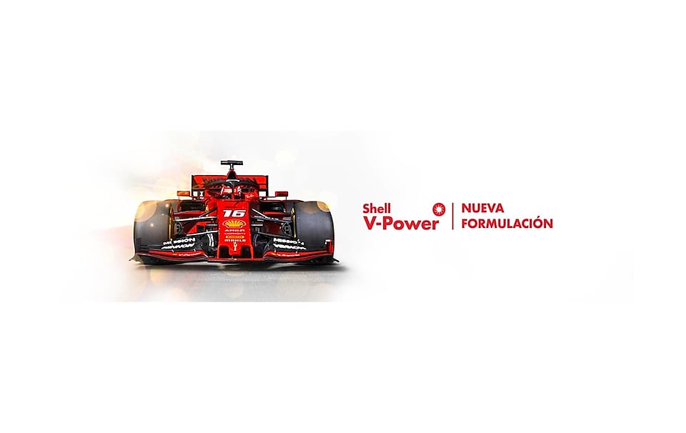  Un coche de carreras de fórmula 1 sobre un fondo blanco al lado del texto: Shell V-Power Nueva Formulacion