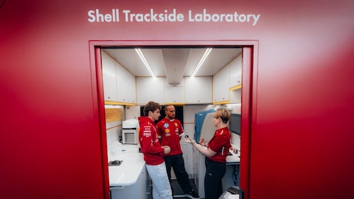 Shell and Ferrari team members in Trackside Lab