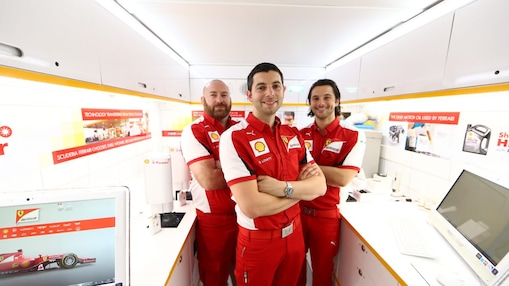 Formula 1 drivers standing in Shell's Track Lab